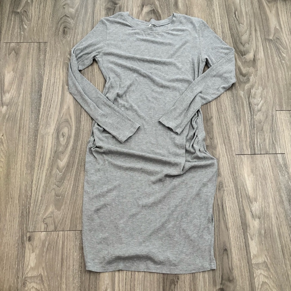 Women's Long Sleeve Maternity Dress - Gray